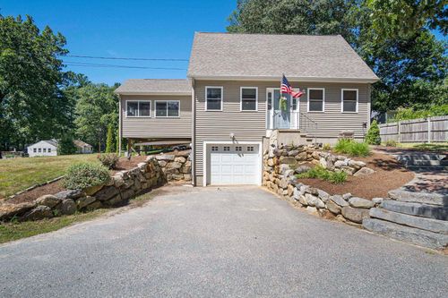 11 Gorham Dr, Dunbarton, NH, 03046-4505 | Card Image