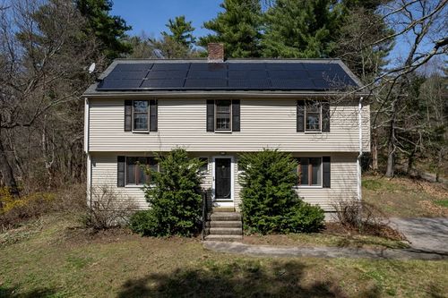 72 Fisher St, Medway, MA, 02053-2221 | Card Image
