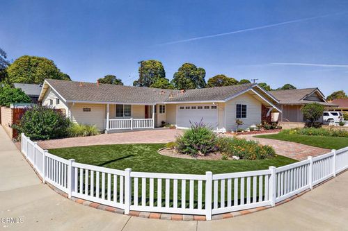 5305 Woodbury St, Ventura, CA, 93003-3954 | Card Image