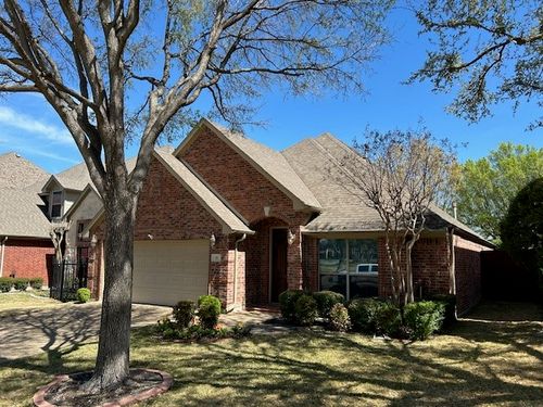 28 Emerald Pond Dr, Frisco, TX, 75034-8587 | Card Image
