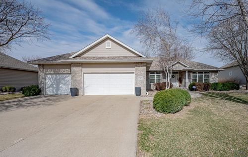 459 E Sawgrass Trl, Dakota Dunes, SD, 57049-5269 | Card Image