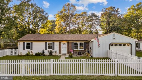 404 Linden Ln, La Plata, MD, 20646-9764 | Card Image