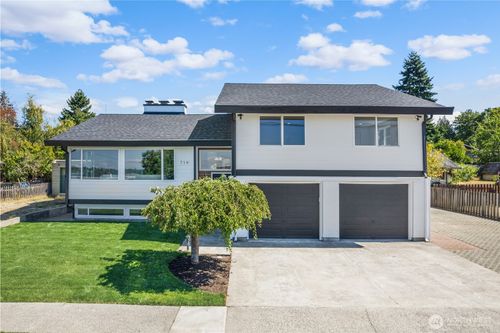 714 High Ave S, Renton, WA, 98057-3917 | Card Image