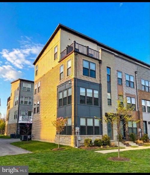 5600 Hyattsville Dr, HYATTSVILLE, MD, 20782-2638 | Card Image