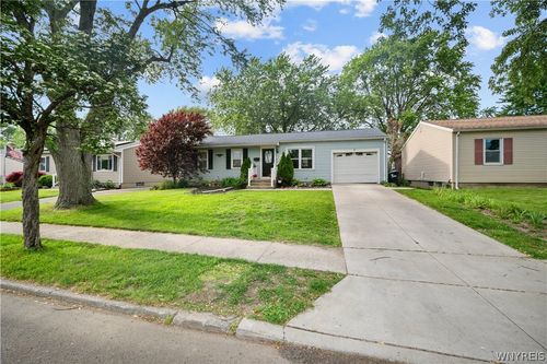 334 Desmond Dr, Tonawanda, NY, 14150-7842 | Card Image