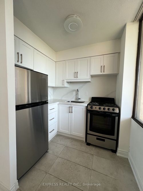 906-720 Spadina Ave, Toronto, ON, M5S2T9 | Card Image