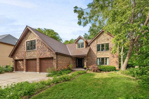 2734 Alyssa Dr, Naperville, IL, 60565-3038 | Card Image