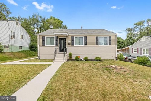 5405 Morton Pl, RIVERDALE, MD, 20737-3034 | Card Image