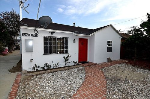 13972 Louvre St, Pacoima, CA, 91331-3544 | Card Image