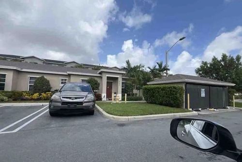 462 Ne 4th Ave, Florida City, FL, 33034-3253 | Card Image