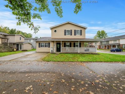 201 Seminole Lane, House other with 4 bedrooms, 2 bathrooms and null parking in Saint Albans WV | Image 1