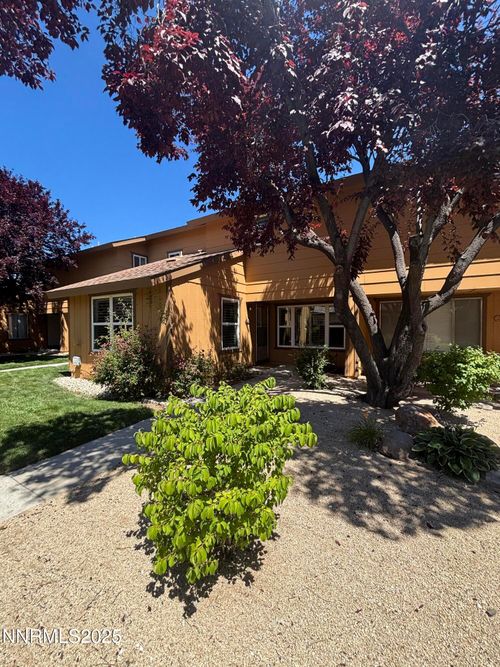 2412 Newcastle Way, Reno, NV, 89512-1416 | Card Image