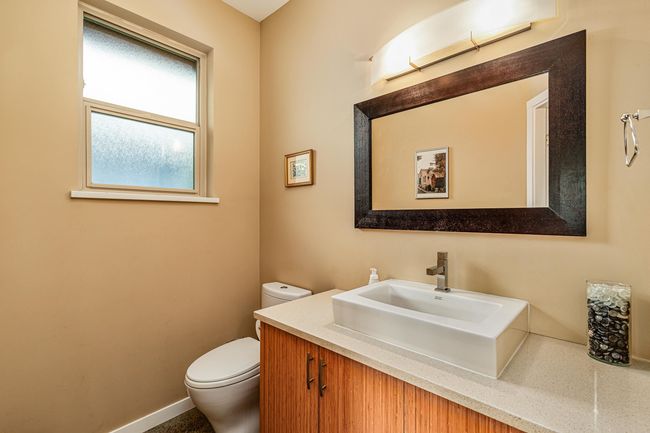 1687 Edwards Rd, Home with 4 bedrooms, 4 bathrooms and 4 parking in Squamish BC | Image 14