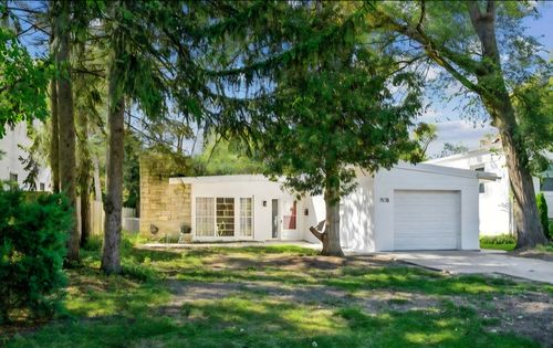 1578 Mccraren Rd, Highland Park, IL, 60035-2715 | Card Image