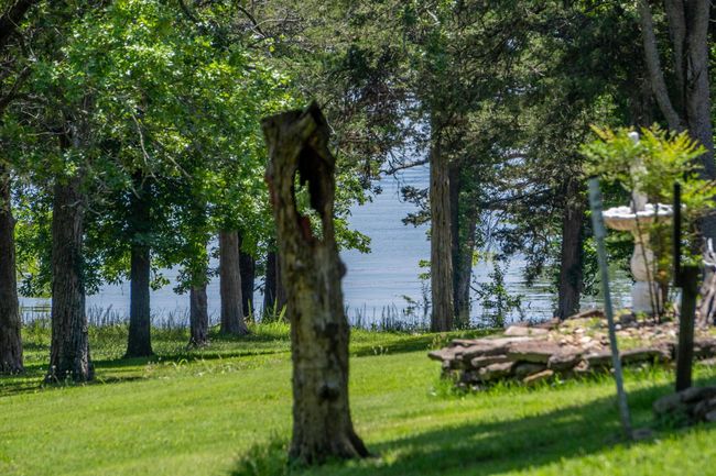Table Rock Lake Waterfront | Image 6