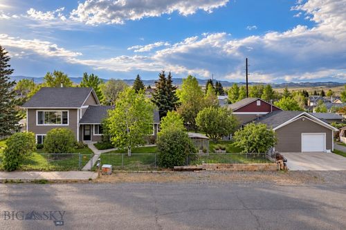 1020 W Gallatin St, Livingston, MT, 59047-1613 | Card Image