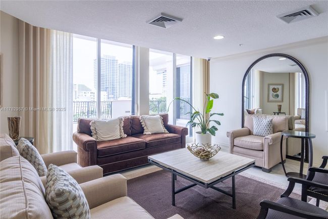 APT-1602C - 100 S Birch Rd, Condo with 3 bedrooms, 3 bathrooms and null parking in Fort Lauderdale FL | Image 62