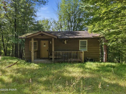 15 Tamarack Ln, Lake Ariel, PA, 18436-9700 | Card Image