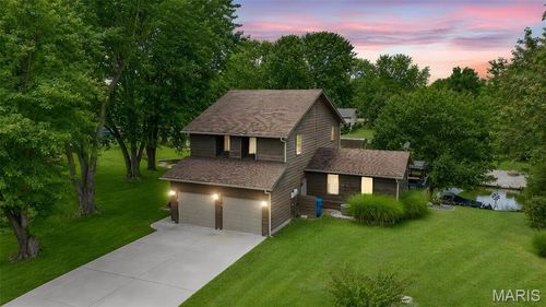 326 Deepwater Cir, Edwardsville, IL, 62025-5202 | Card Image