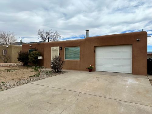 2316 Britt St Ne, Albuquerque, NM, 87112-1542 | Card Image
