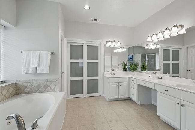 14620 Windsor Ct, House other with 3 bedrooms, 3 bathrooms and null parking in Addison TX | Image 12