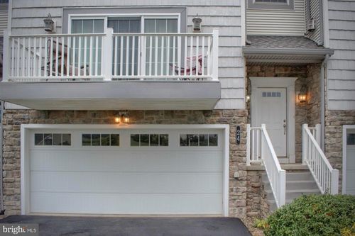 24 Limerick Ln, SELINSGROVE, PA, 17870-7668 | Card Image