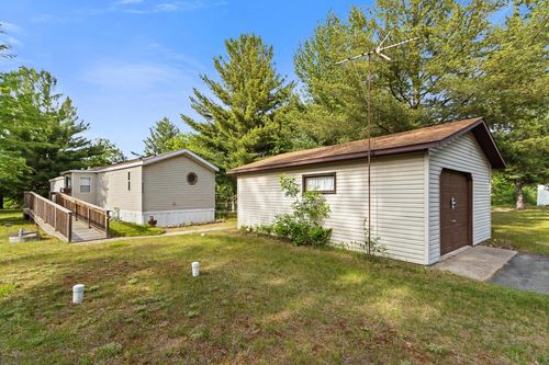 336 Ember Dr, Oxford, WI, 53952-9621 | Card Image