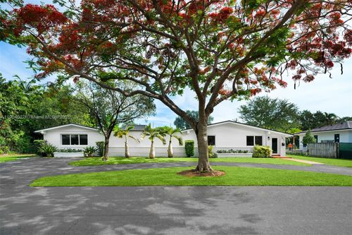 7575 Sw 134th St, Pinecrest, FL, 33156-6843 | Card Image
