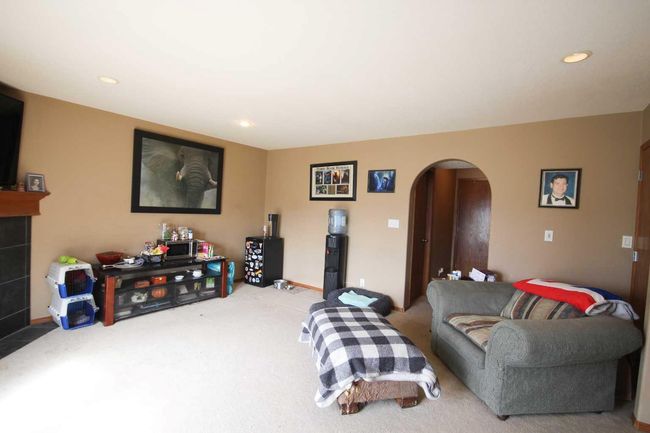 323 Highland Circle, House other with 3 bedrooms, 3 bathrooms and 4 parking in Strathmore AB | Image 21