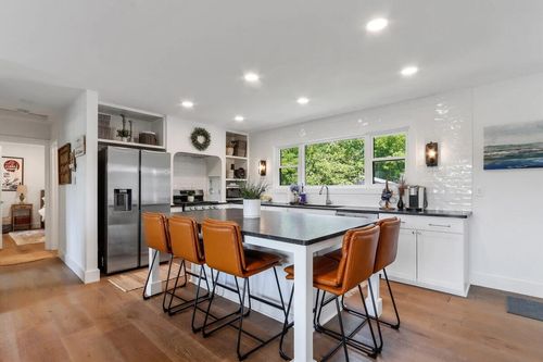 190 Dewey Ave, Fontana, WI, 53125-1236 | Card Image