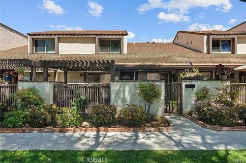 24644 Golfview Dr, Valencia, CA, 91355-2301 | Card Image