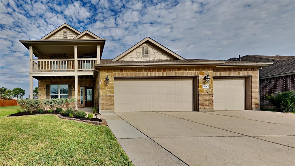 Bolton Dr, League City, TX 77573