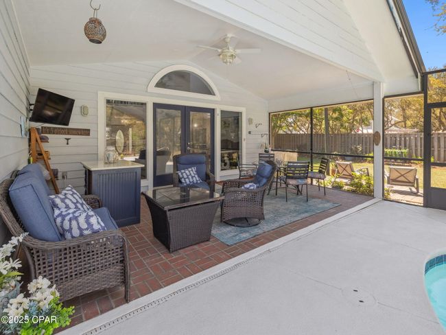 550 Seabreeze Cir, House other with 3 bedrooms, 3 bathrooms and null parking in Seacrest FL | Image 42