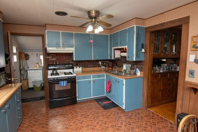 301 2nd Avenue Se, House other with 3 bedrooms, 3 bathrooms and null parking in Mapleton MN | Image 3