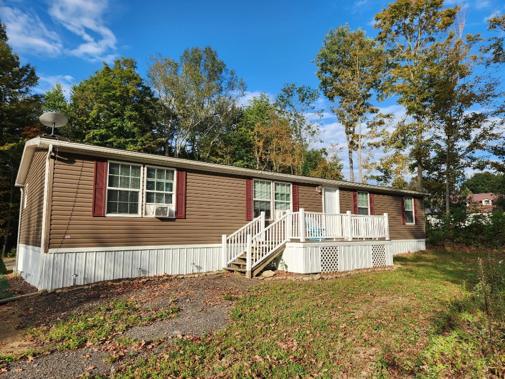 Irish Rd, Edinboro, PA 16412