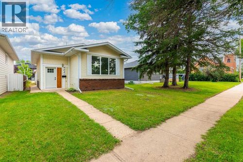 4821 48 St, Lloydminster, SK, S9V0K6 | Card Image