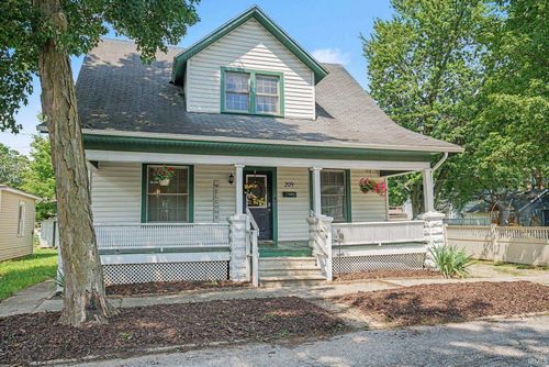 209 S Cottage Ave, Goshen, IN, 46528-3320 | Card Image