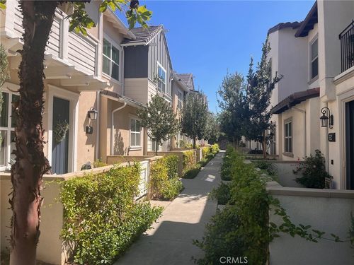 12260 Blue Sky Ct, Whittier, CA, 90602-1085 | Card Image