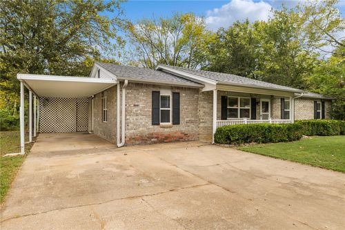 1010 A St, Barling, AR, 72923-2415 | Card Image