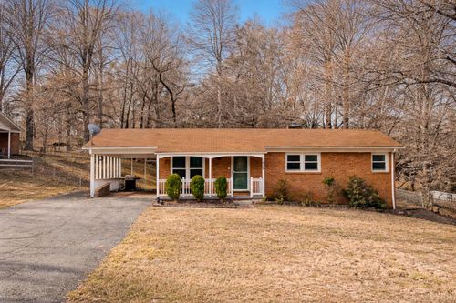 1639 Rainbow Forest Dr, Lynchburg, VA, 24502-3157 | Card Image