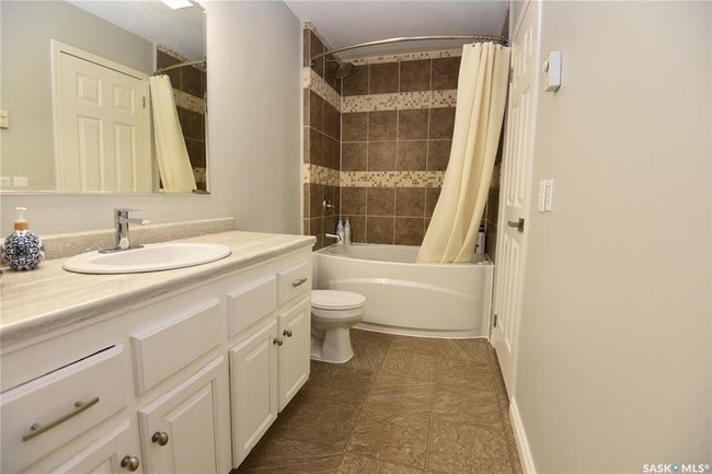 113 6 Th St E, House other with 5 bedrooms, 2 bathrooms and 4 parking in Nipawin SK | Image 17