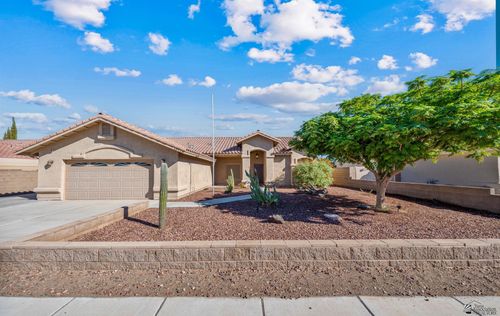 10714 E 38th Ln, Yuma, AZ, 85365-7042 | Card Image