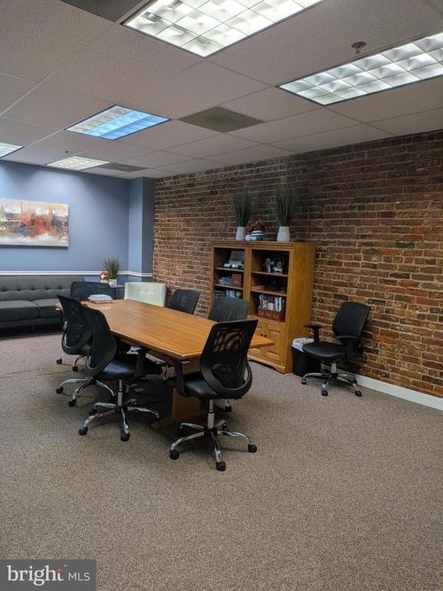210-233 E. Davis Street, CULPEPER, VA, 22701 | Card Image