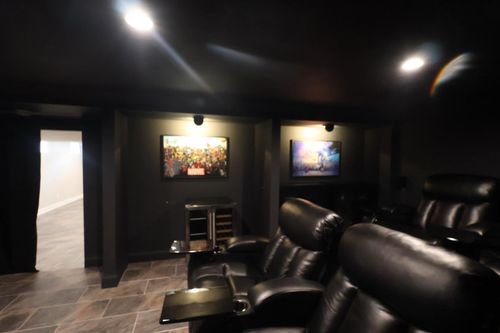 2458 Washington Blvd, N Bellmore, NY, 11710-2641 | Card Image