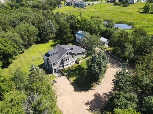 601 Kingsway Dr, Le Sueur, MN, 56058-1356 | Card Image