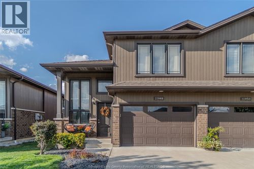 11948 Thistledown Ave, Windsor, ON, N8P0B7 | Card Image
