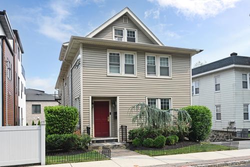1-743 Undercliff Ave, Edgewater, NJ, 07020-1419 | Card Image