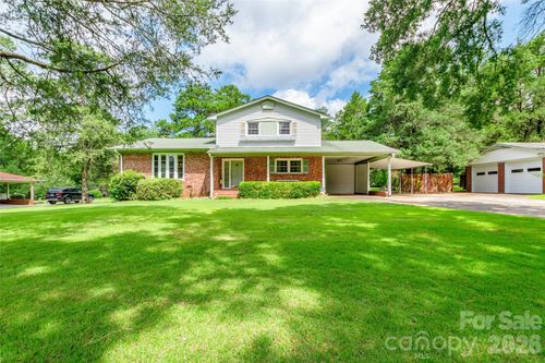 752 Cedar Ln, Chester, SC, 29706-2928 | Card Image