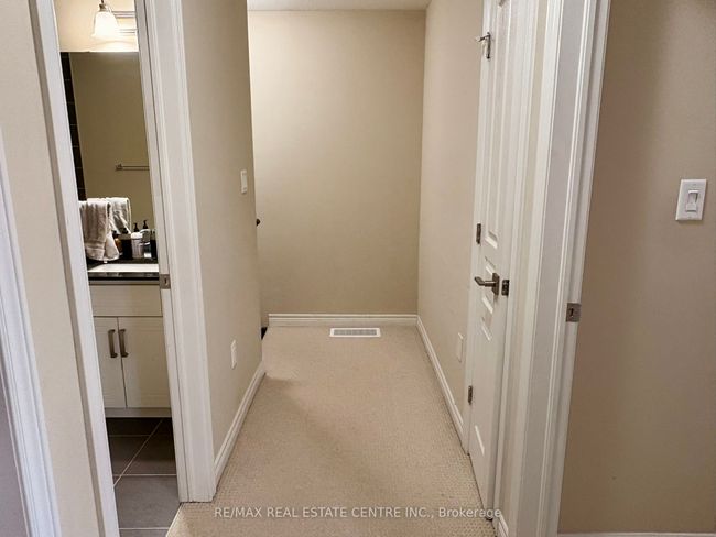 1 Cheps Lane, House attached with 3 bedrooms, 2 bathrooms and 1 parking in Ancaster ON | Image 24