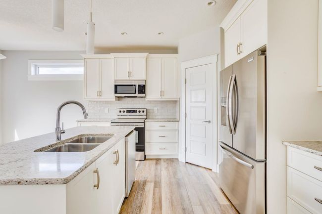 112 Beaverlodge Close, House other with 5 bedrooms, 4 bathrooms and 8 parking in Fort McMurray AB | Image 5